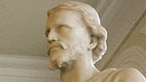 Cerflun o Owain Glyndŵr yn Neuadd y Ddinas, Caerdydd