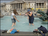 Fonte na Praça Trafalgar, centro de Londres. Foto: Graciela Damiano