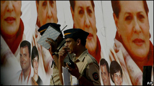 Sonia Gandhi and Rahul Gandhi posters