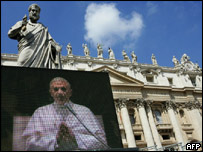 Telão na prça de São Pedro, Vaticano