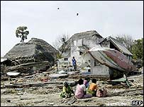 Praia devastada em Tamil Nadu