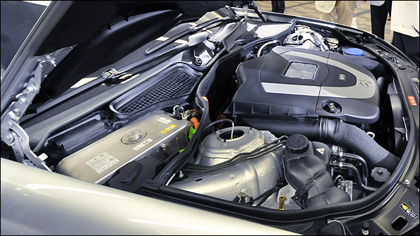 mercedes_595.jpg