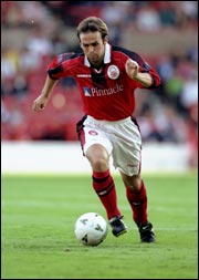 John Burns playing for Nottingham Forest