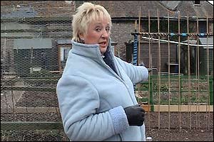 Pauline Chambers