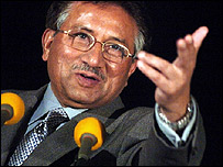 Pakistan Devlet Başkanı Pervez Müşerref