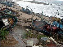 Barcos destruídos pelo tsunami
