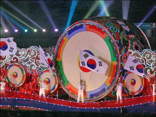第五屆東亞運動會香港開幕(5/12/2009,BBC中文網圖片)