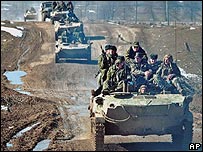 Çeçenistan'da Rus askerleri (arşiv)