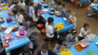 小学生午餐