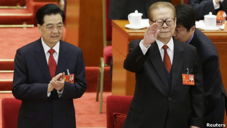胡錦濤與江澤民在十八大主席團（08/11/2012）