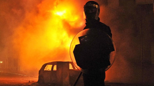 Riot officer