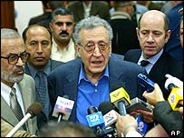 BM Irak elçisi Lakhdar Brahimi