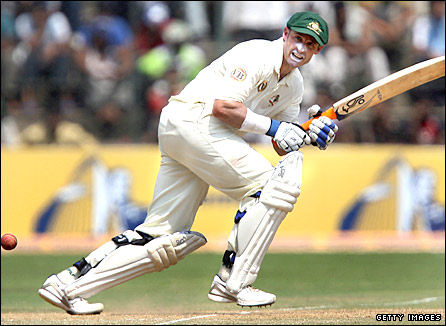 hussey326.jpg