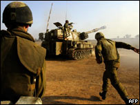 Tanque israelense indo em direção a Gaza
